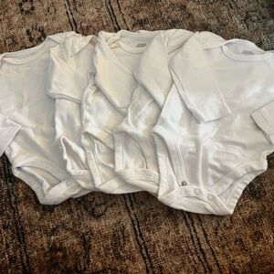 White Kids One Piece Set Amazon Essentials 0-3 Months